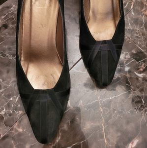 Black Suede Pumps with ribbon detail on toe - EUC